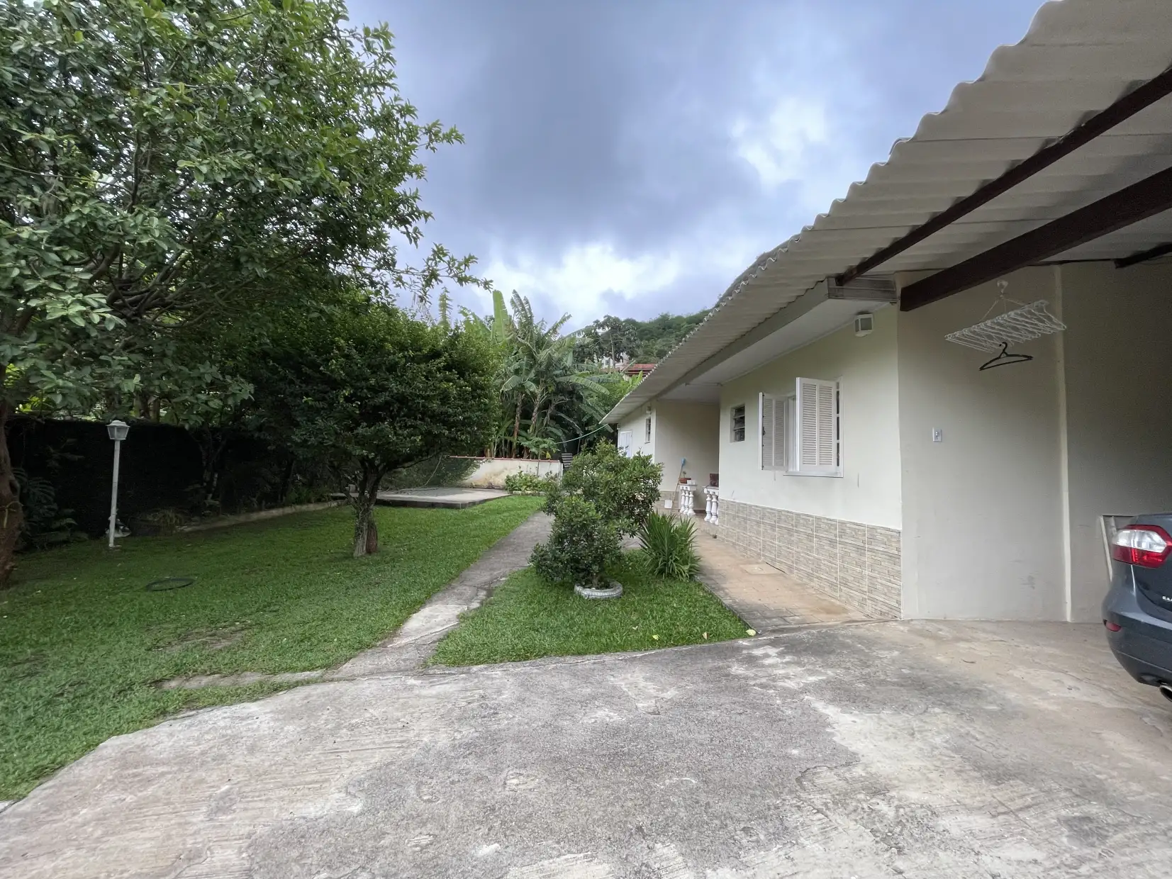 Casa 4 quartos para venda no bairro Centro