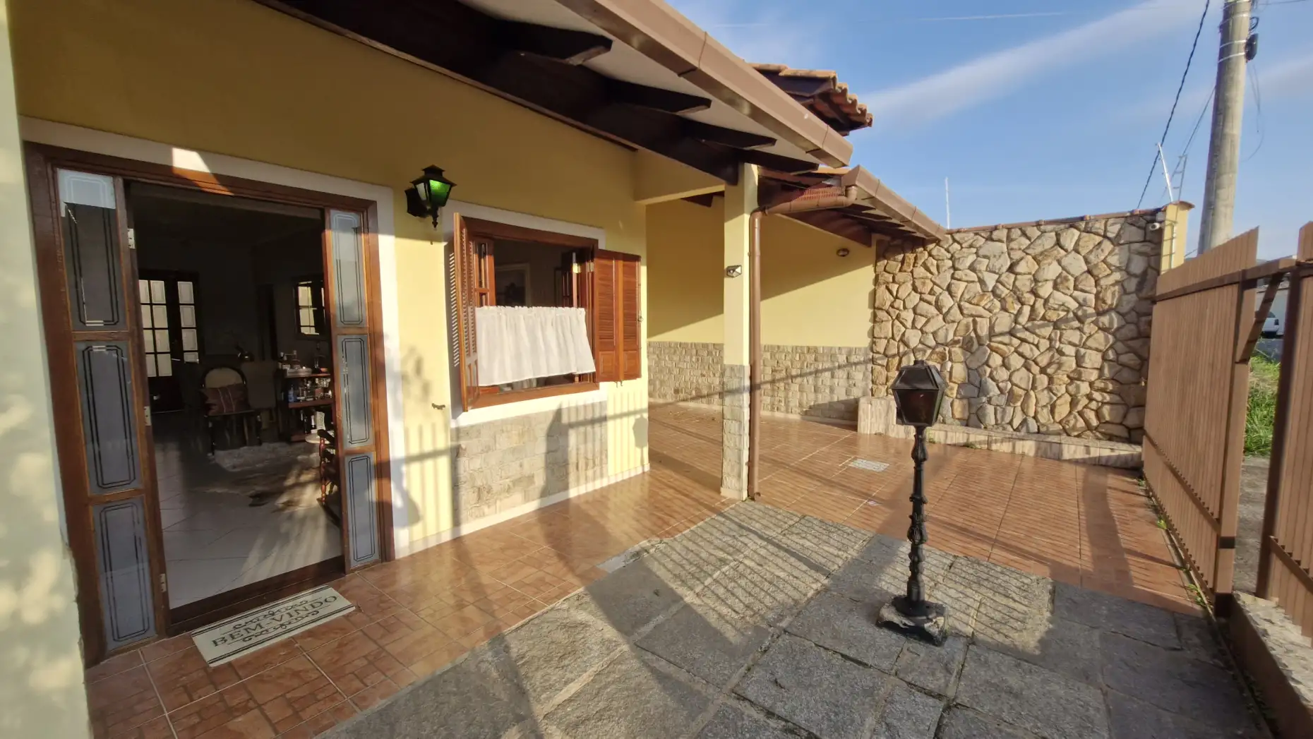Casa totalmente plana à venda no Novo Horizonte –