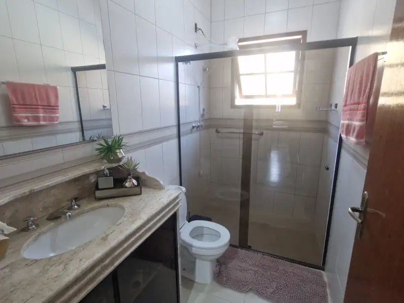 Casa totalmente plana à venda no Novo Horizonte –