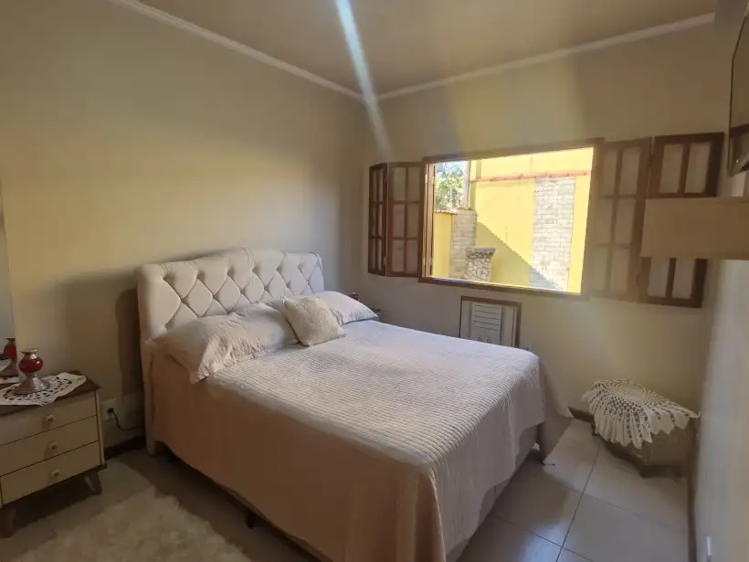Casa totalmente plana à venda no Novo Horizonte –