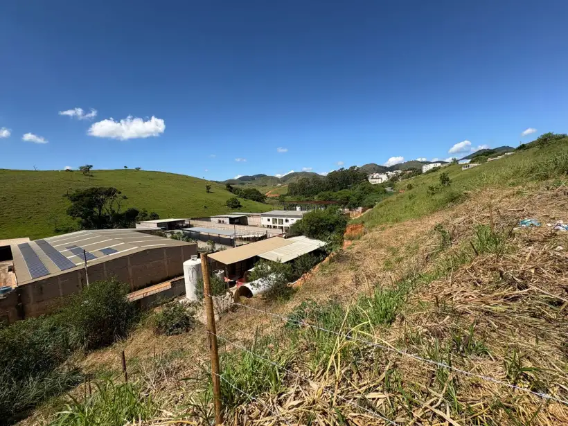 Terreno 272m² para venda no bairro Spalla 2