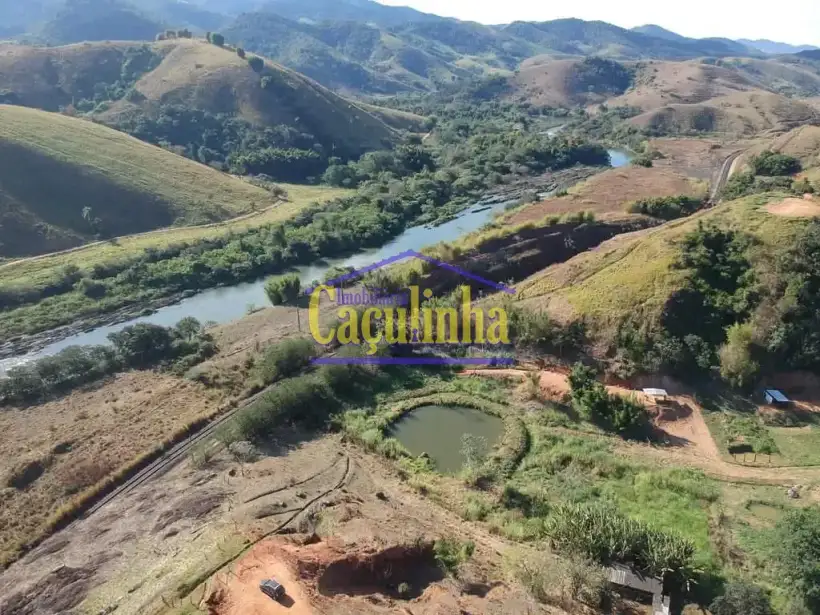 Terreno 800m² para venda no bairro Demetri Ribeiro