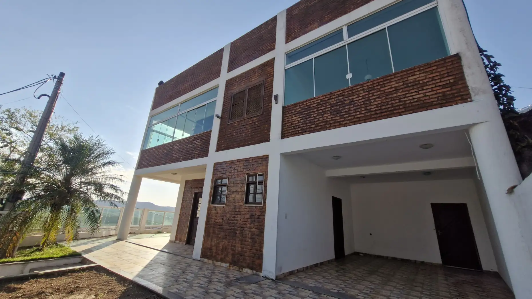 Casa 3 quartos para venda e locação no bairro Centro