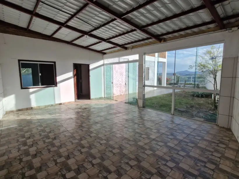 Casa 3 quartos para venda e locação no bairro Centro
