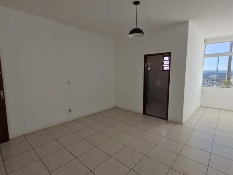 Casa 3 quartos para venda e locação no bairro Centro