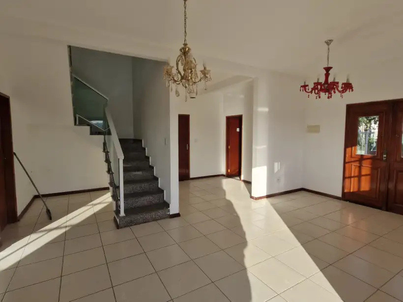 Casa 3 quartos para venda e locação no bairro Centro