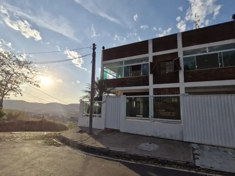 Casa 3 quartos para venda e locação
