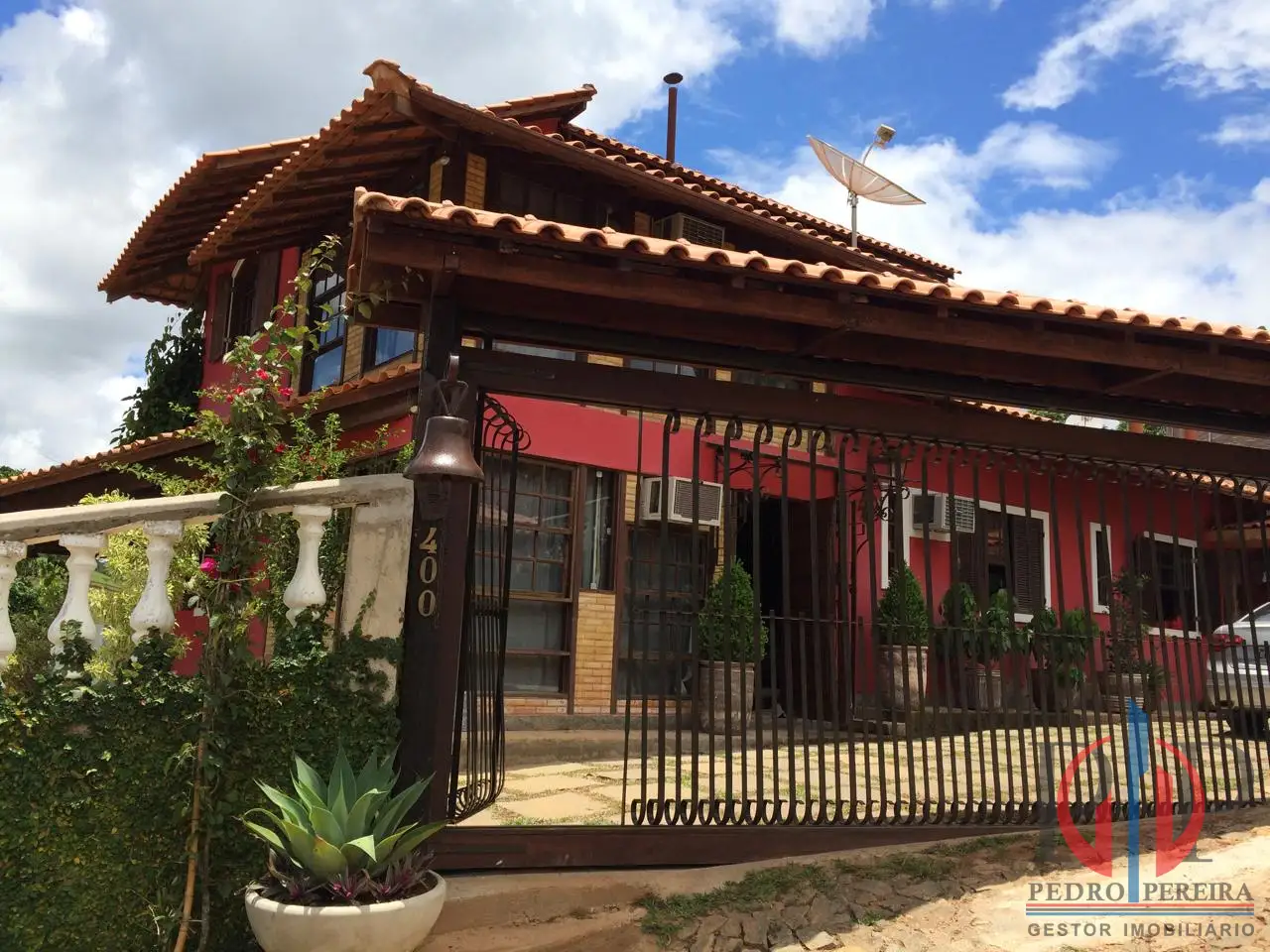 Casa 4 Quartos para venda no bairro Conservatória