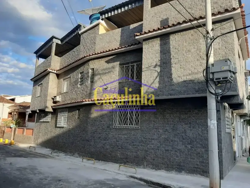 Casa 3 Quartos para venda no bairro Centro