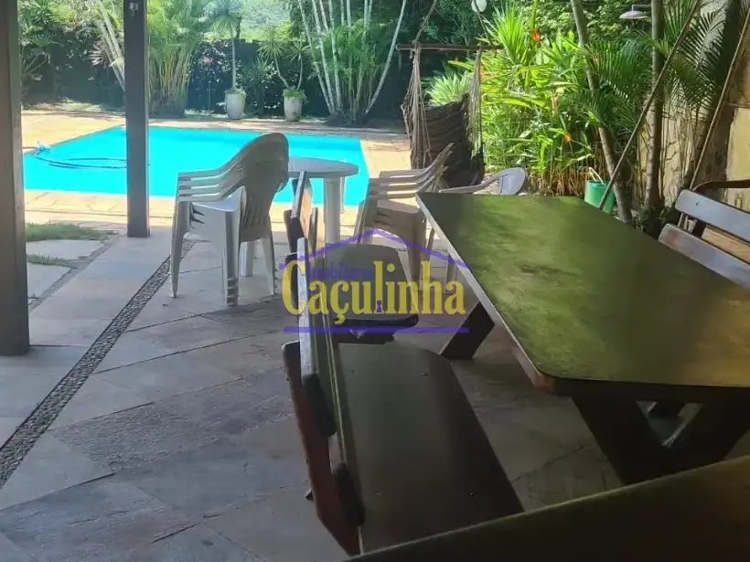 Casa 5 Quartos para locação no bairro Dorandia