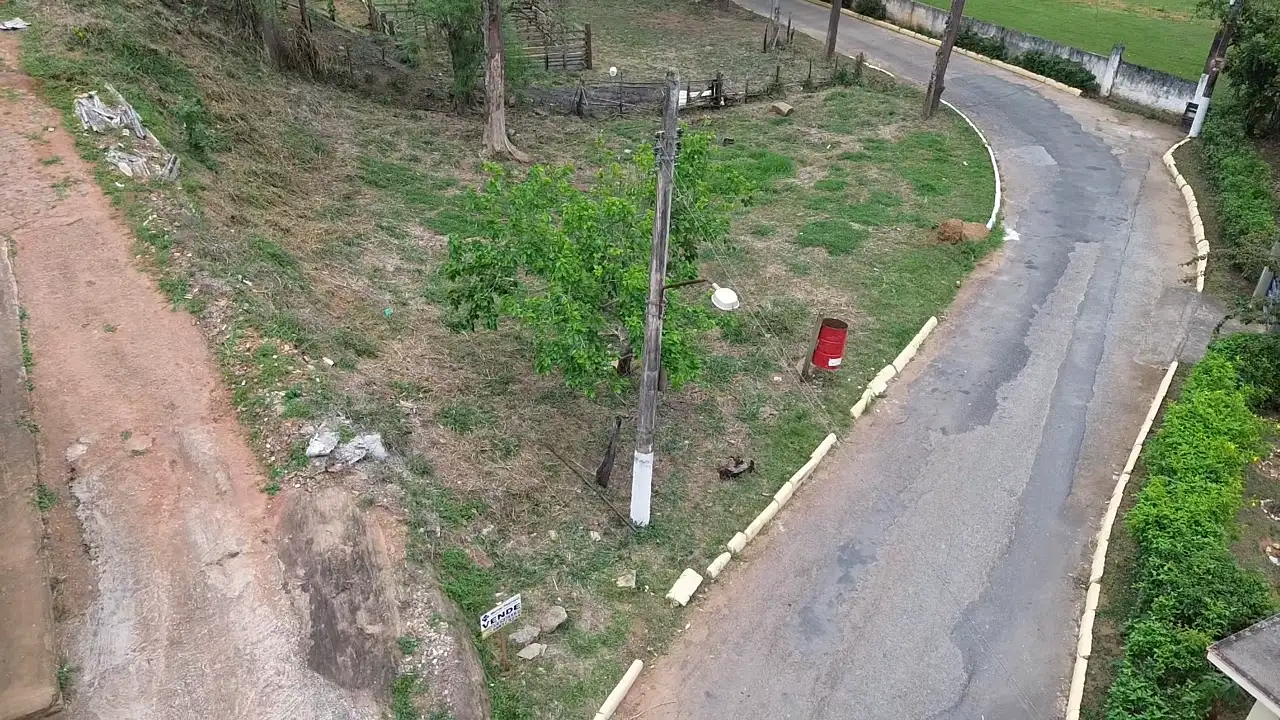 Terreno 300m² para venda no bairro Pentagna