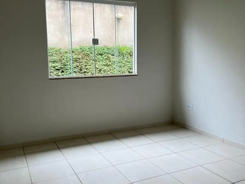 Casa 3 Quartos para venda no bairro Esplanada do Cruzeiro