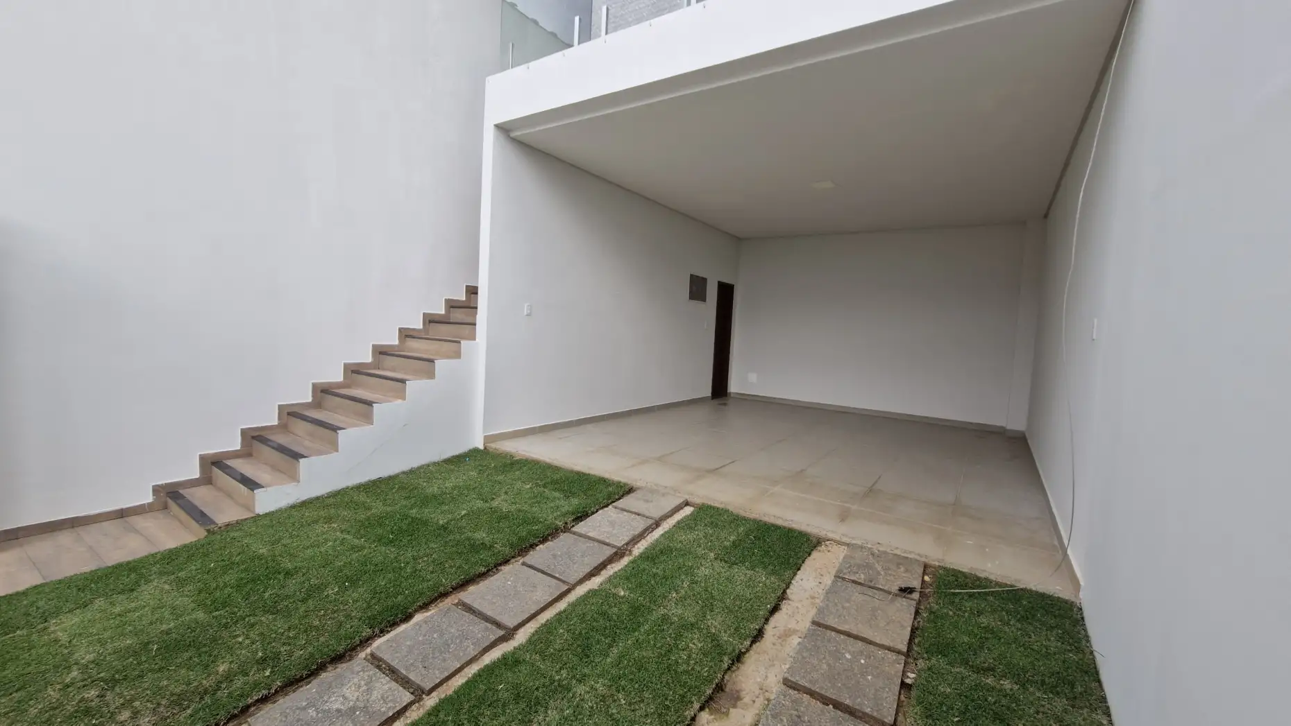 Casa 3 quartos para locação no bairro JARDIM DONA ANGELINA