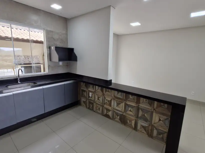 Casa 3 quartos para locação no bairro JARDIM DONA ANGELINA