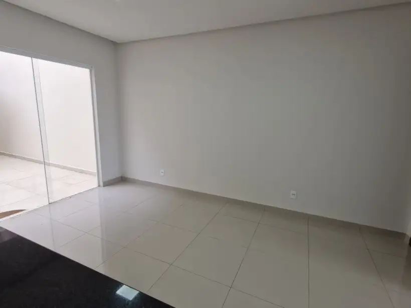 Casa 3 quartos para locação no bairro JARDIM DONA ANGELINA