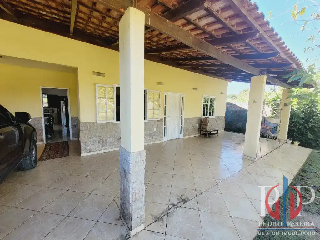 Casa 3 Quartos para venda no bairro Cambota