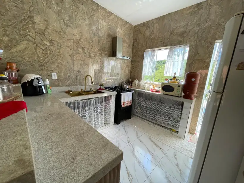Casa 2 quartos para venda no bairro Canteiro