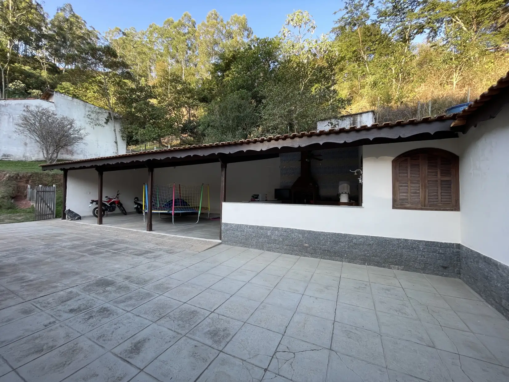 Casa 5 quartos SENDO 1 suíte no Centro