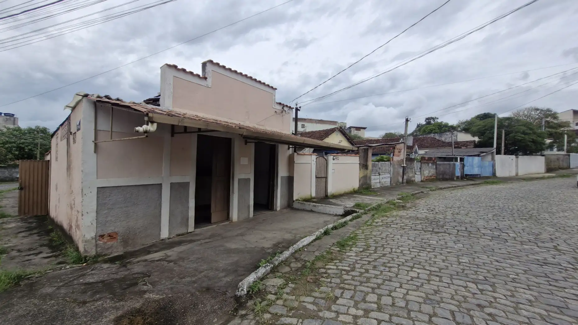 Loja para locação no bairro MONTE D'OURO