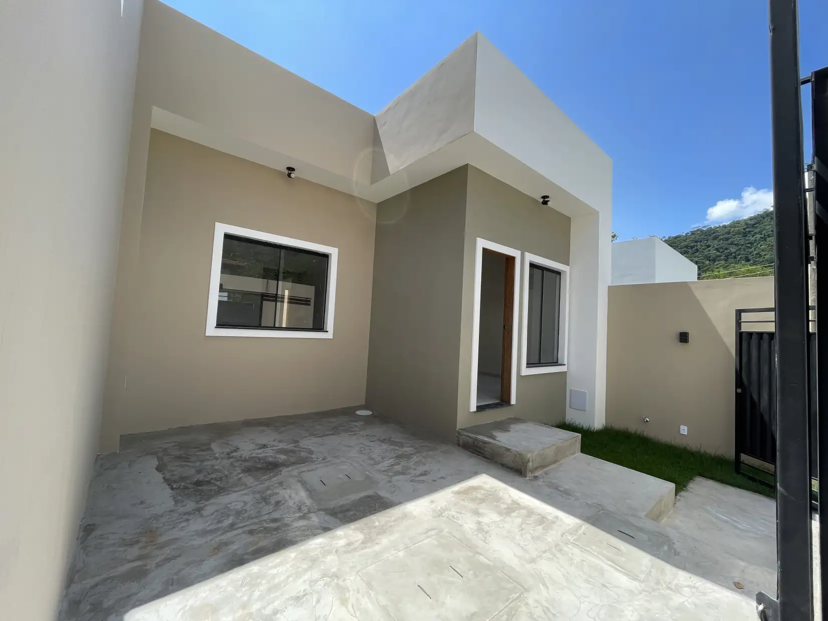 Casa à venda em Laranjeiras, ótima localização
