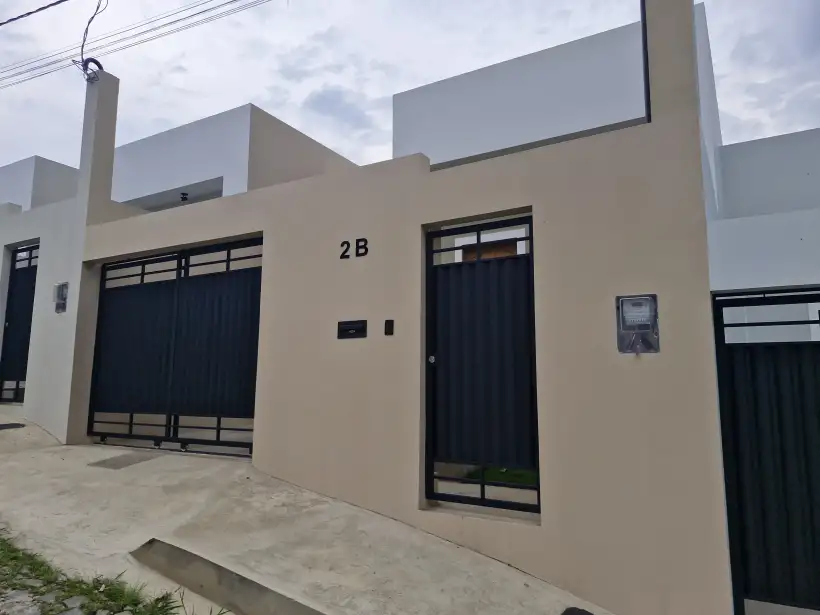 Casa à venda em Laranjeiras, ótima localização