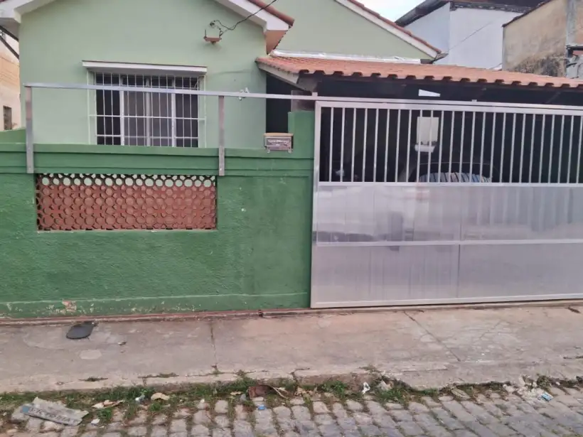 Casa 3 Quartos para venda no bairro Alicácio