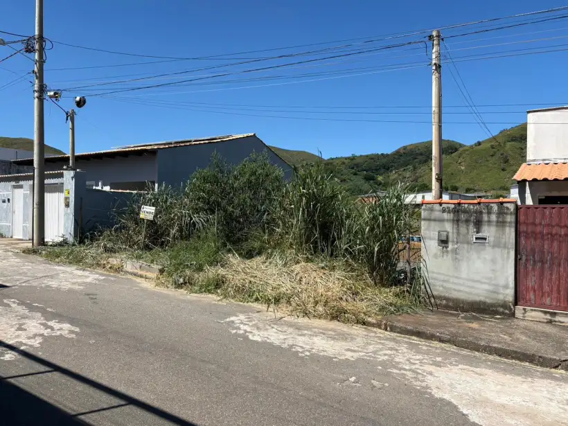 Terreno 361m² para venda no bairro Benfica
