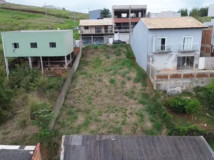 Terreno 361m² para venda no bairro Benfica