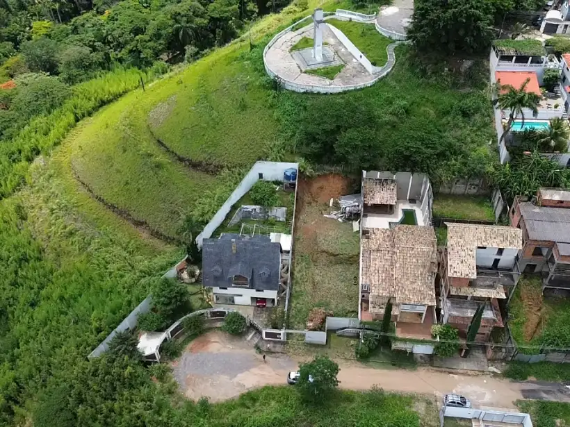 Terreno 360m² para venda no bairro Centro
