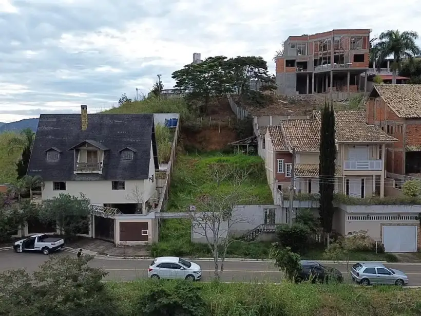 Terreno 360m² para venda no bairro Centro