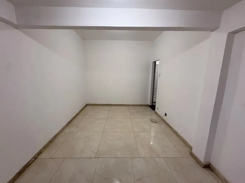 Casa 2 quartos para locação no bairro APARECIDA