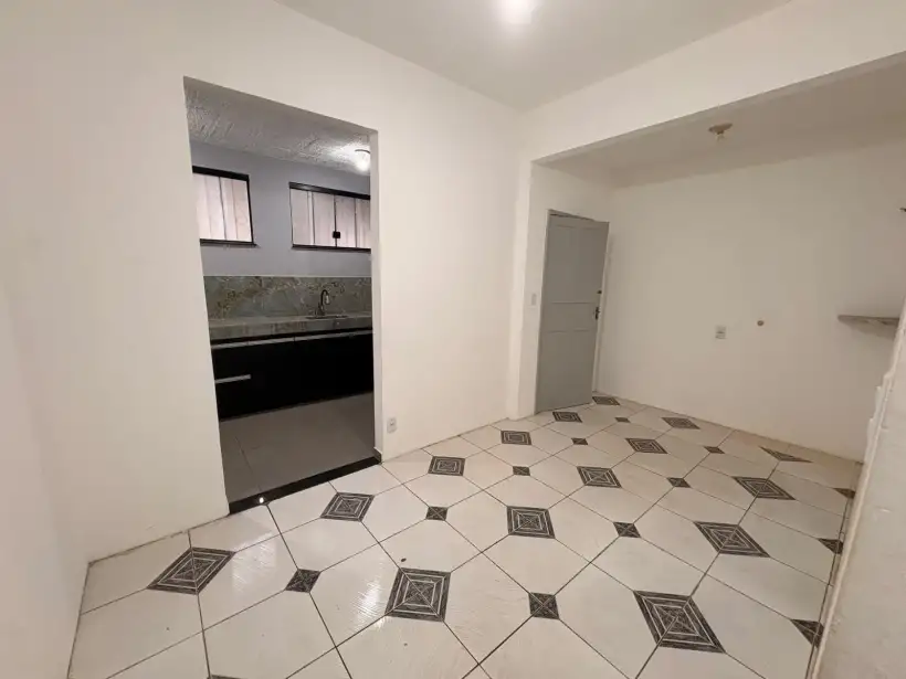 Casa 2 quartos para locação no bairro APARECIDA