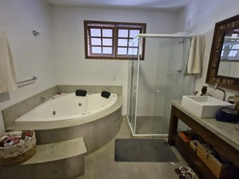 Casa 6 quartos para venda no bairro Centro
