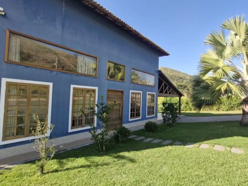 Casa 6 quartos para venda no bairro Centro