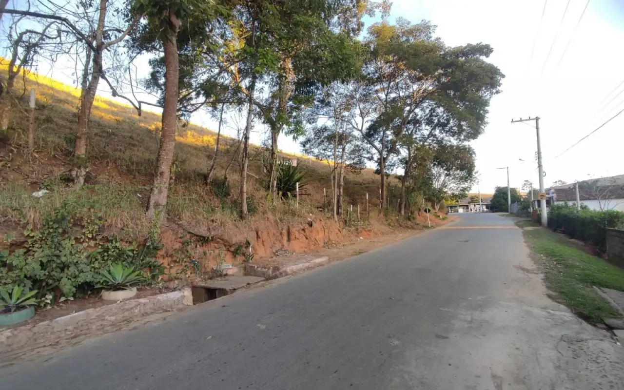 Terreno 633m² para venda no bairro Passagem