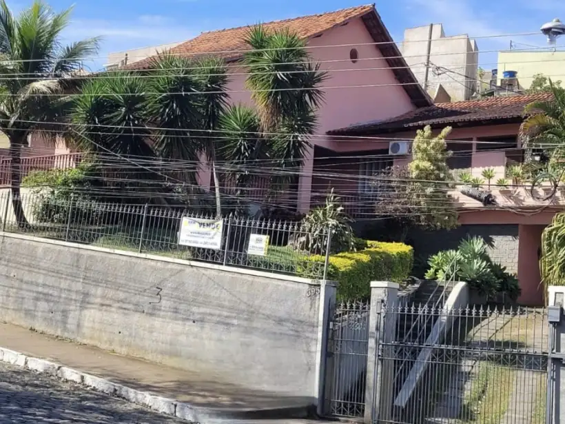 Casa 3 Quartos para venda no bairro Santa Cruz