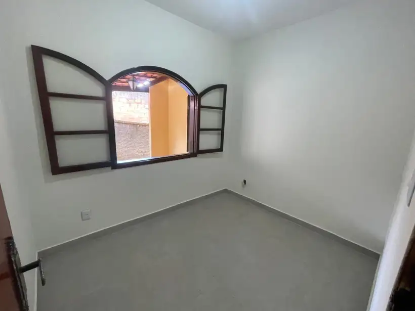 Casa 3 quartos para venda no bairro Cambota