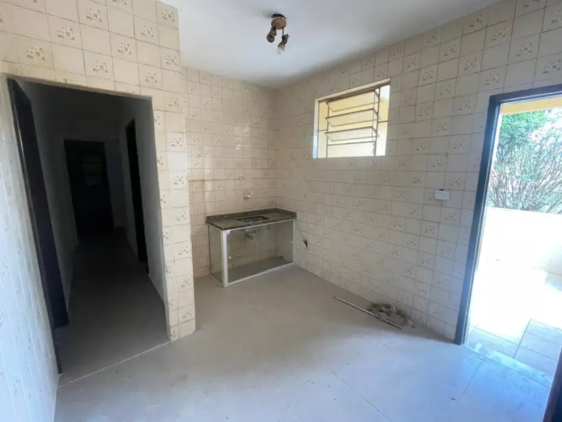 Casa 3 quartos para venda no bairro Cambota