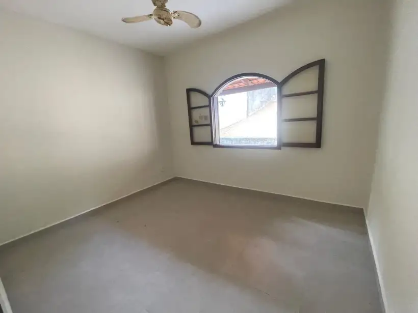 Casa 3 quartos para venda no bairro Cambota