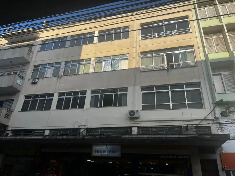 Apartamento 3 Quartos para locação no bairro Centro