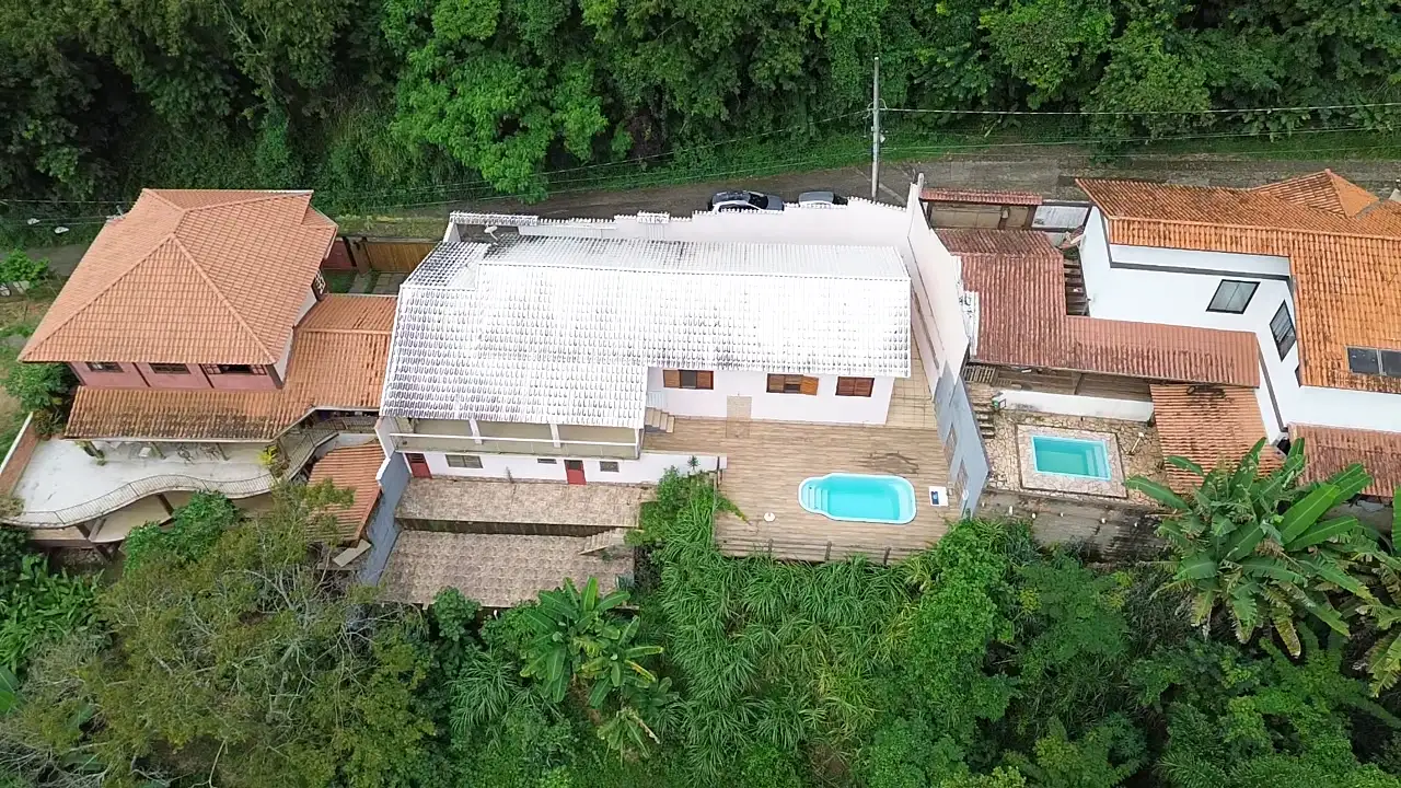 Casa 5 quartos para venda no bairro Centro