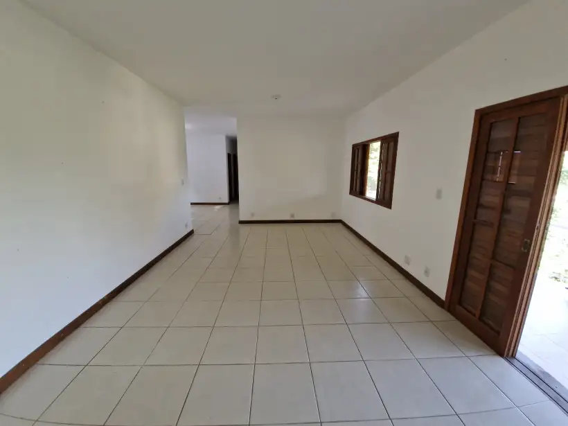 Casa 5 quartos para venda no bairro Centro