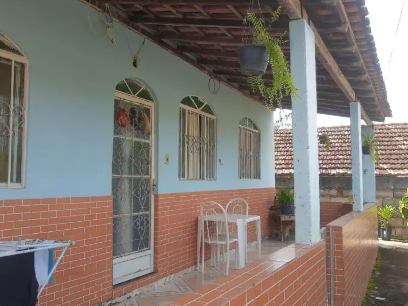 Casa 2 Quartos para venda no bairro Chacrinha