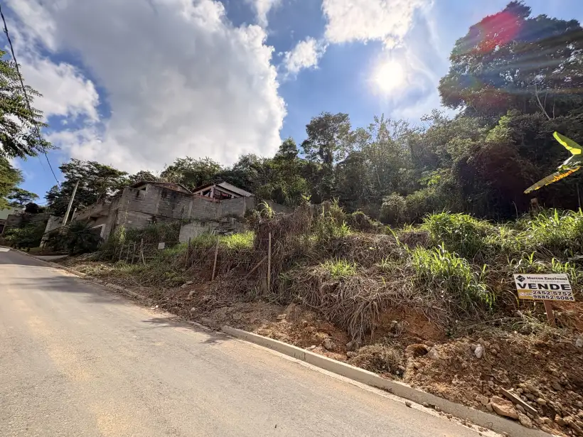 Terreno 1.020m² para venda no bairro Vale Verde