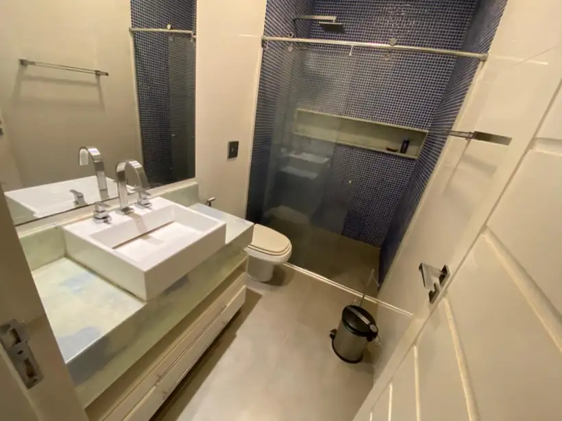 Casa 6 quartos para venda no bairro Centro
