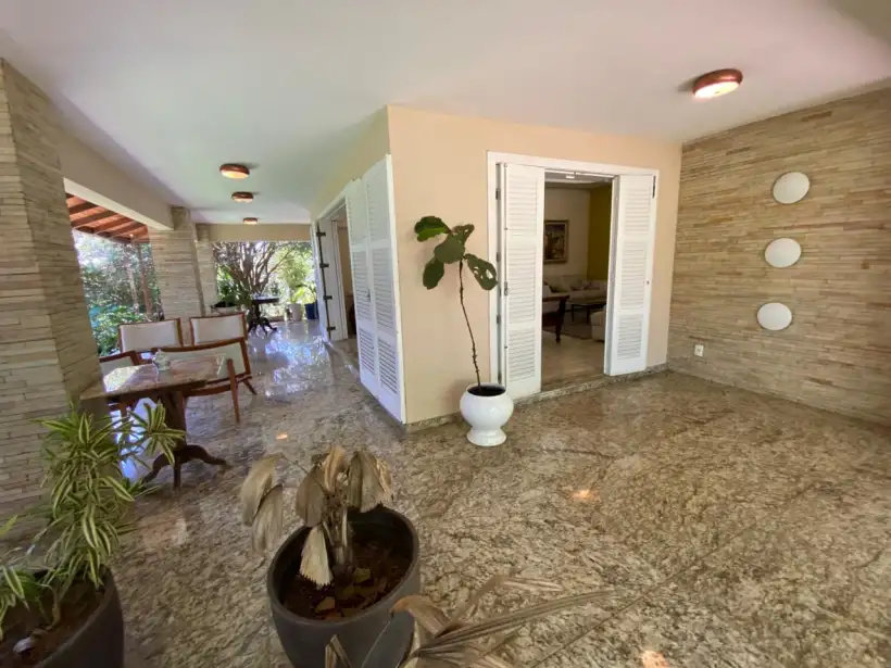 Casa 6 quartos para venda no bairro Centro