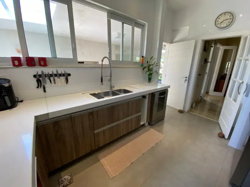 Casa 6 quartos para venda no bairro Centro
