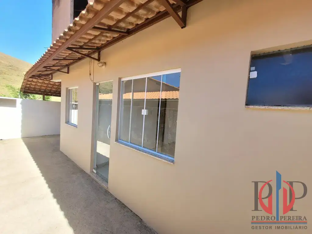 Casa 2 Quartos para venda no bairro Ingleses