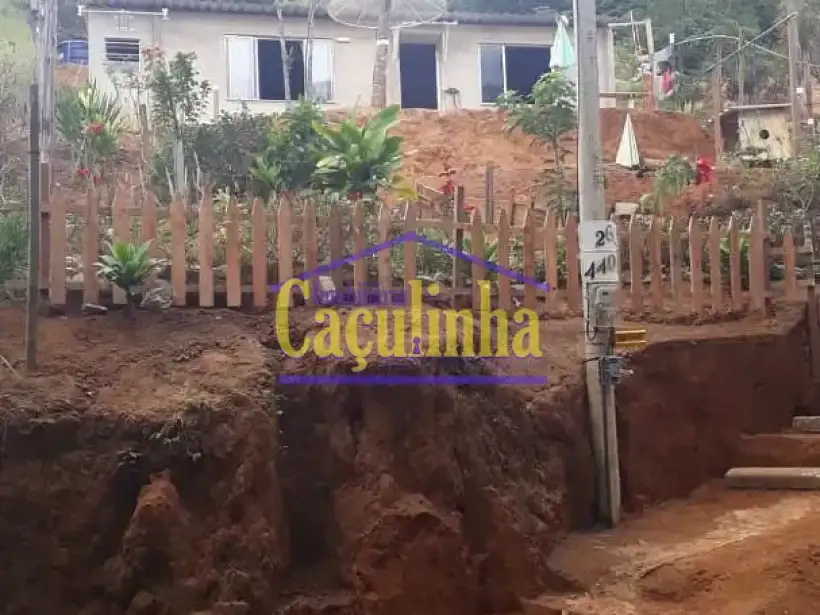 Casa 1 Quarto para venda no bairro Centro